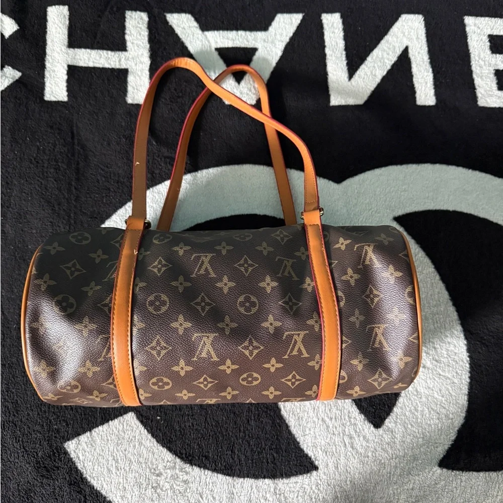Louis Vuitton Monogram Duffel Bag in Brown and Tan - Picture 3 of 10